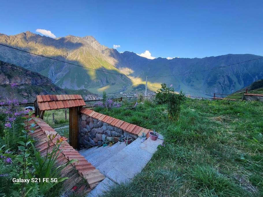 Peak House Villa Kazbegi Exterior photo