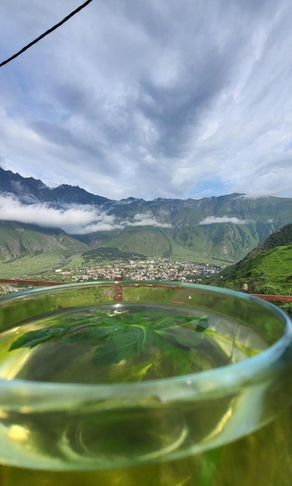 Peak House Villa Kazbegi Exterior photo